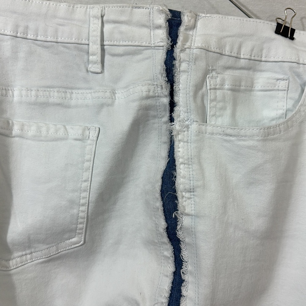 Stretchy Jeans - Picture 2 of 6